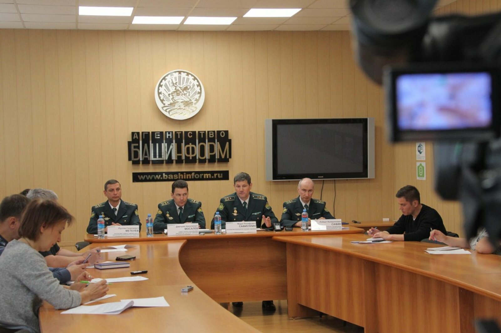 Олег Яровиков