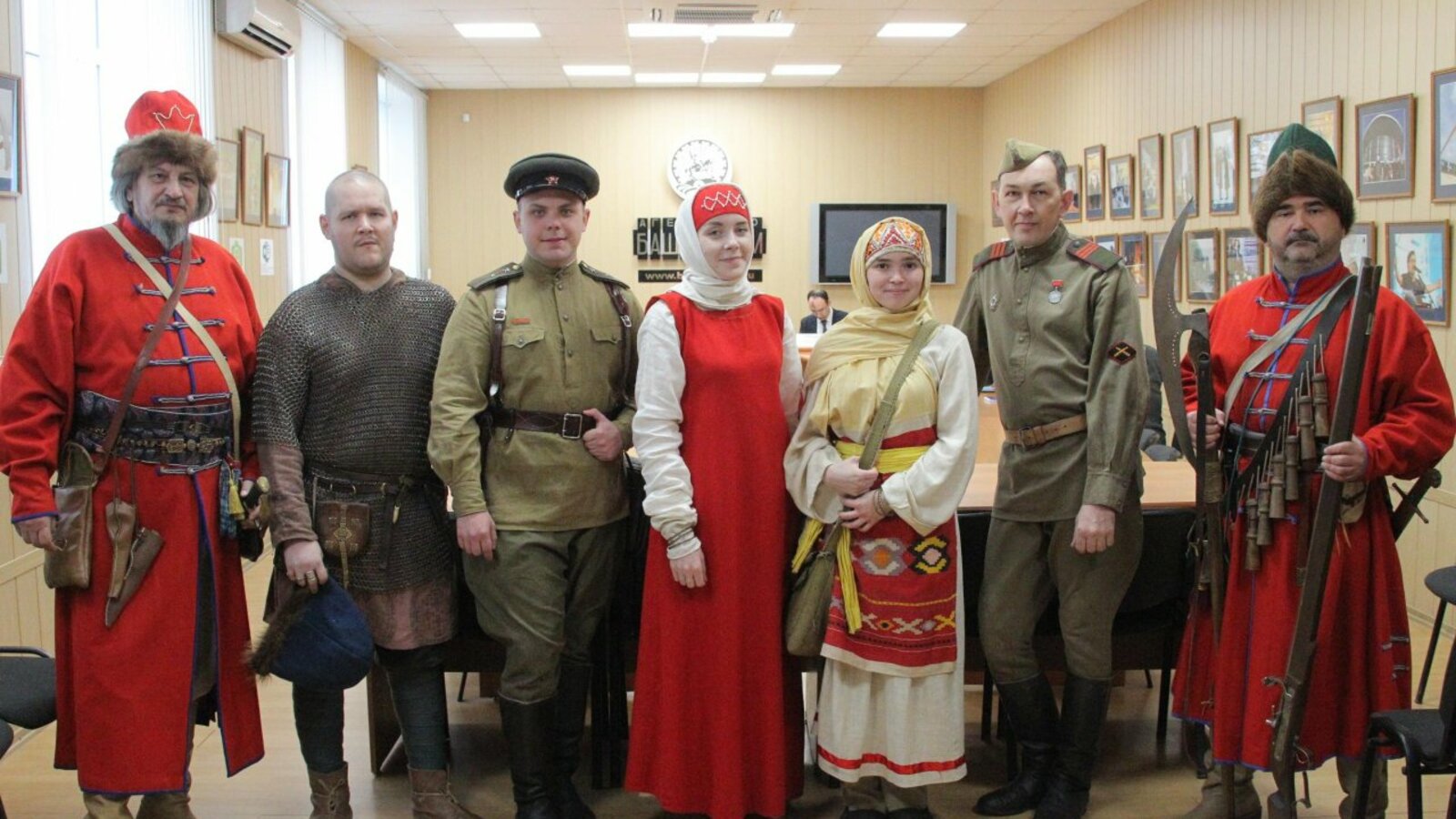 Олег Яровиков