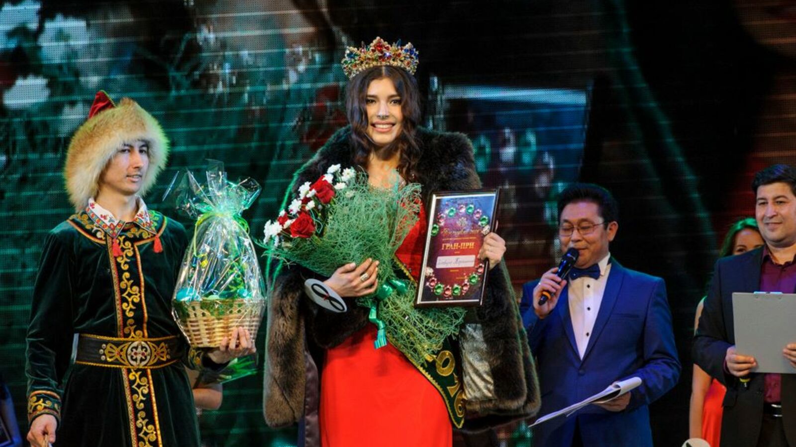 Олег Яровиков