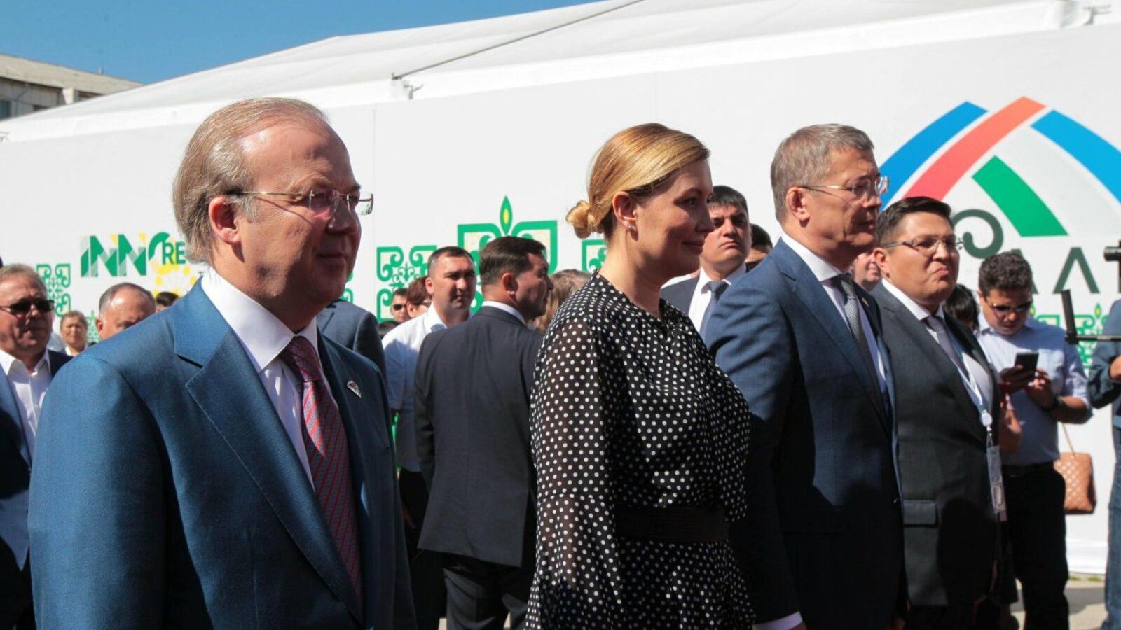 Олег Яровиков