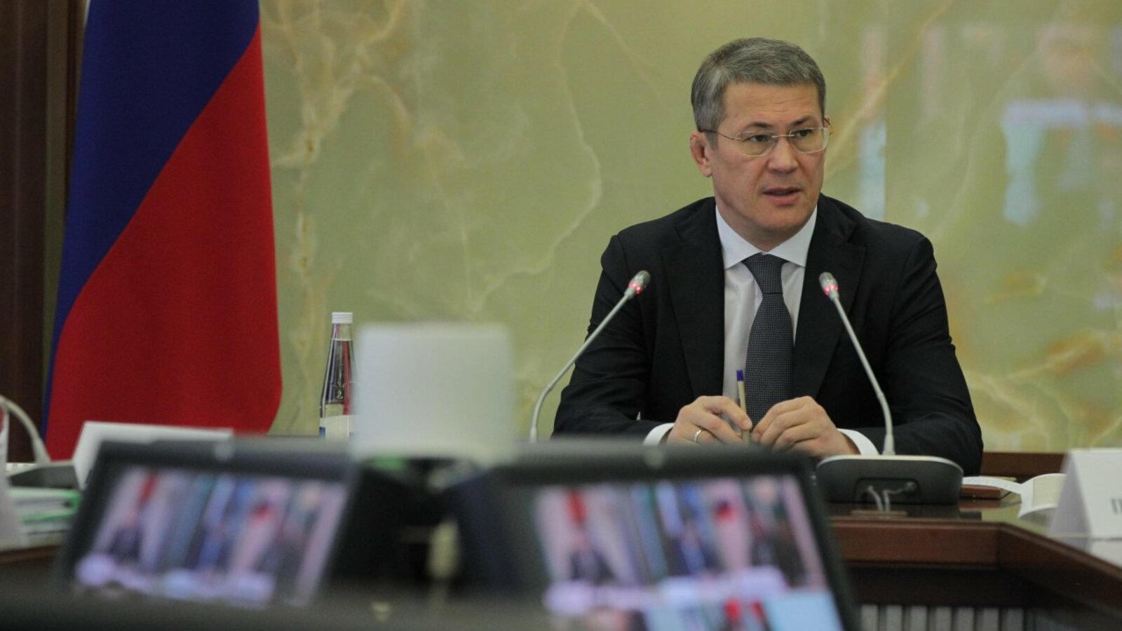 Олег Яровиков