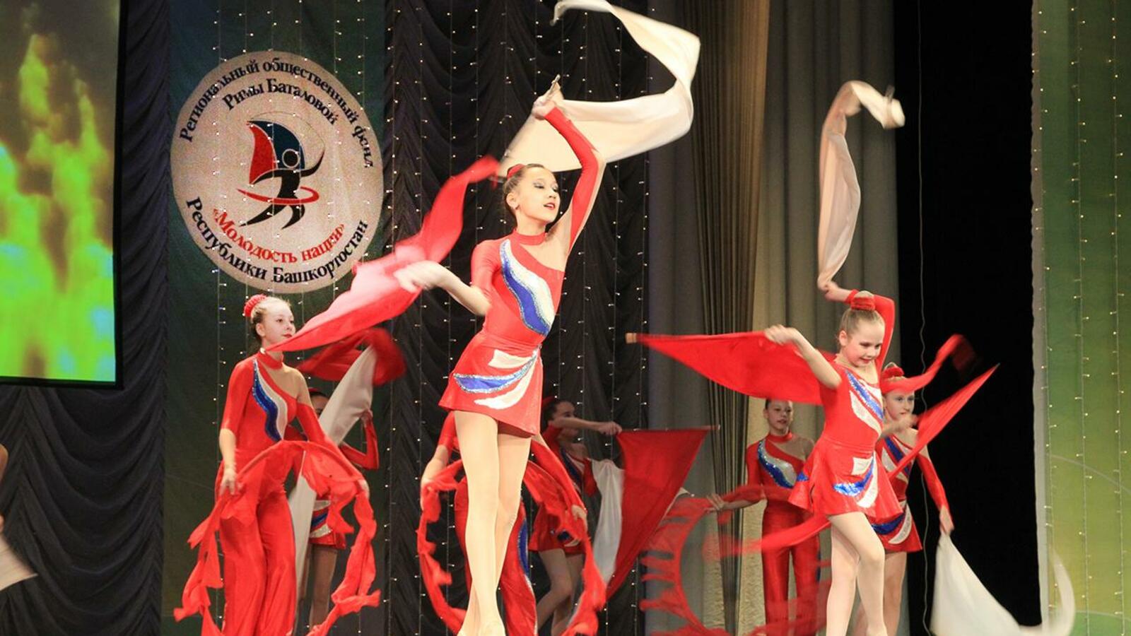 Олег Яровиков