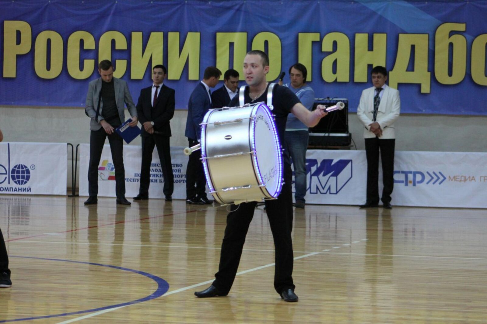 Дмитрий Слезин