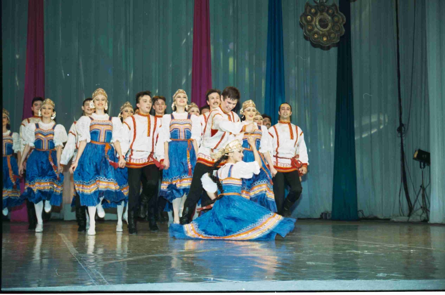 солирует Радик Шарафутдинов