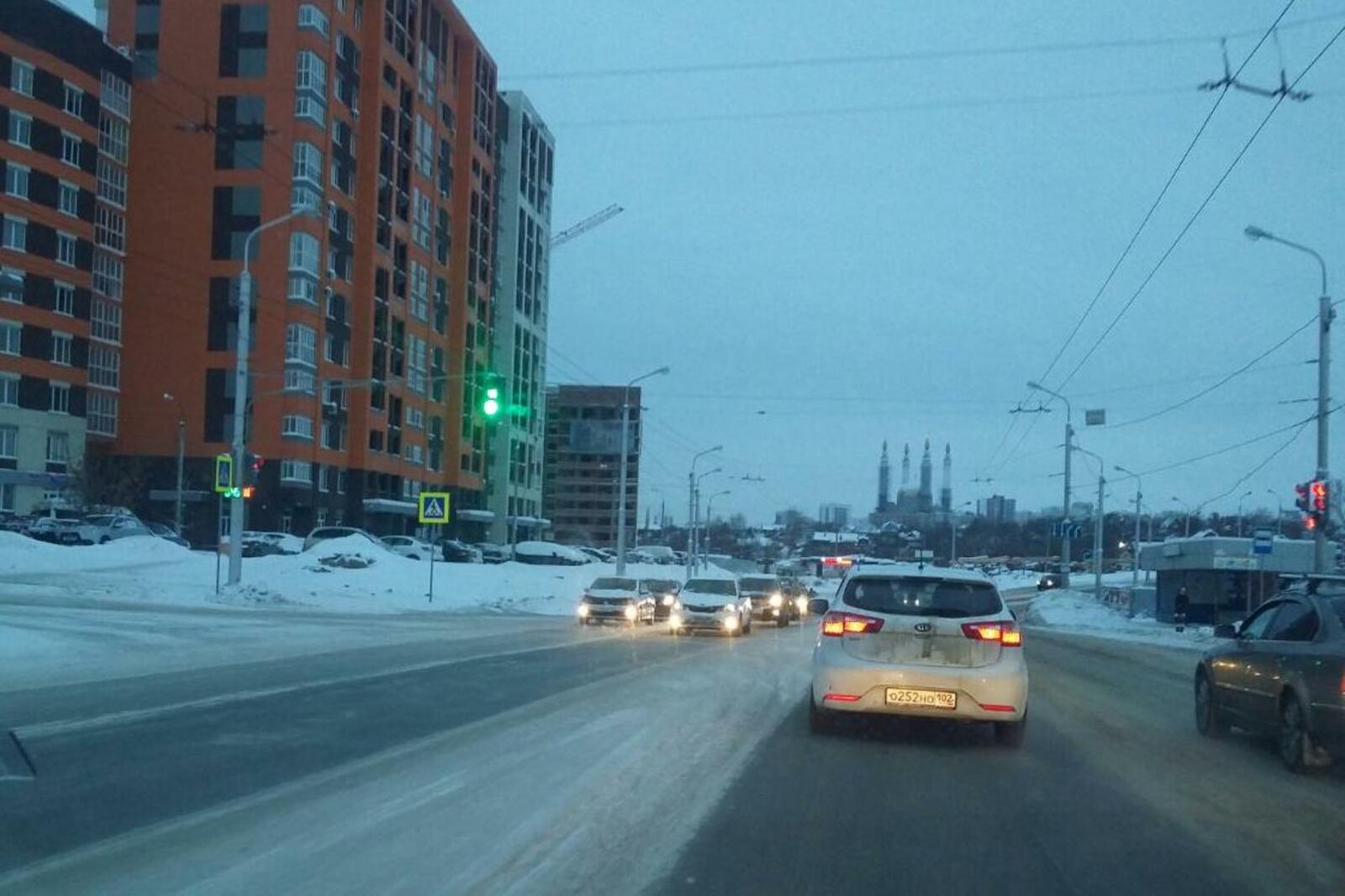 автор