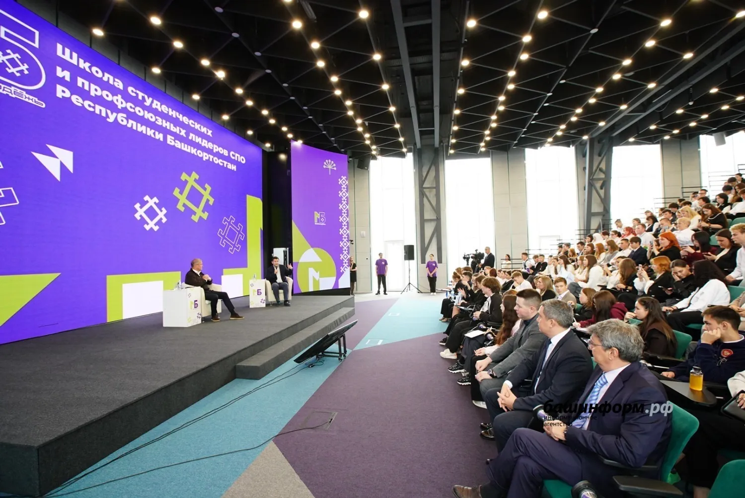 Олег Яровиков