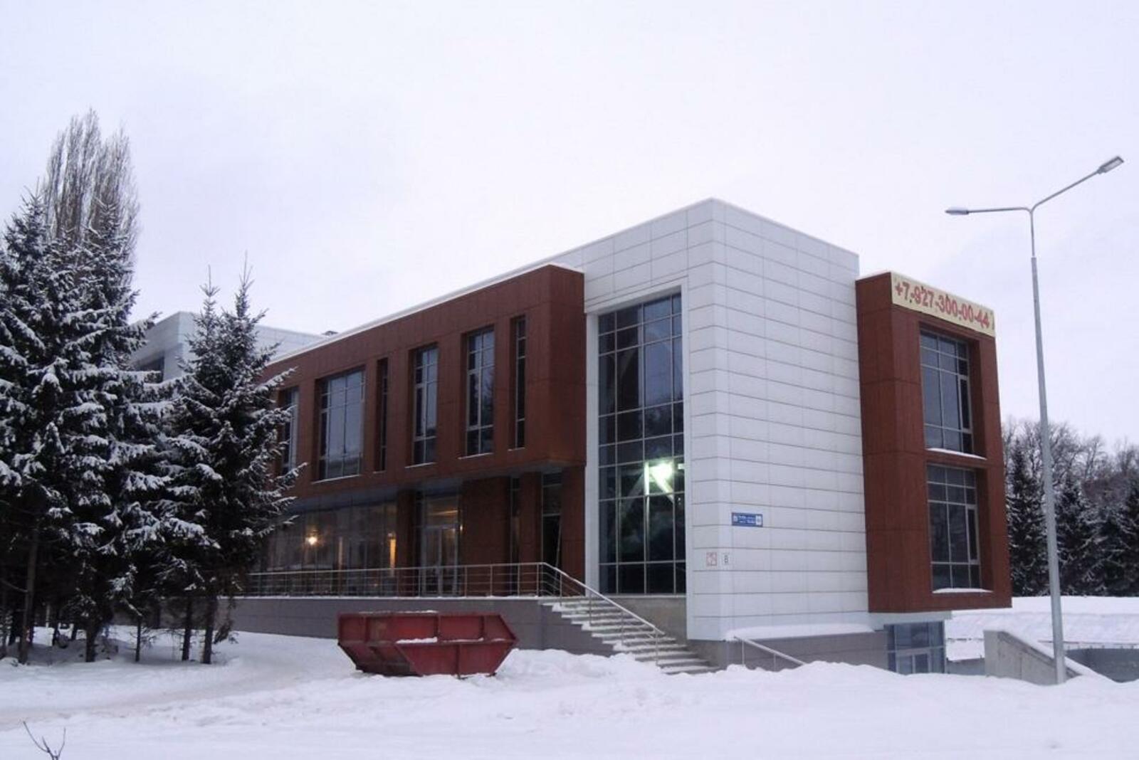 автор