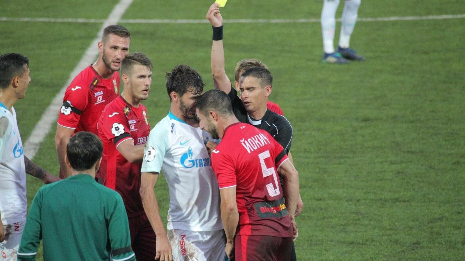 Олег Яровиков