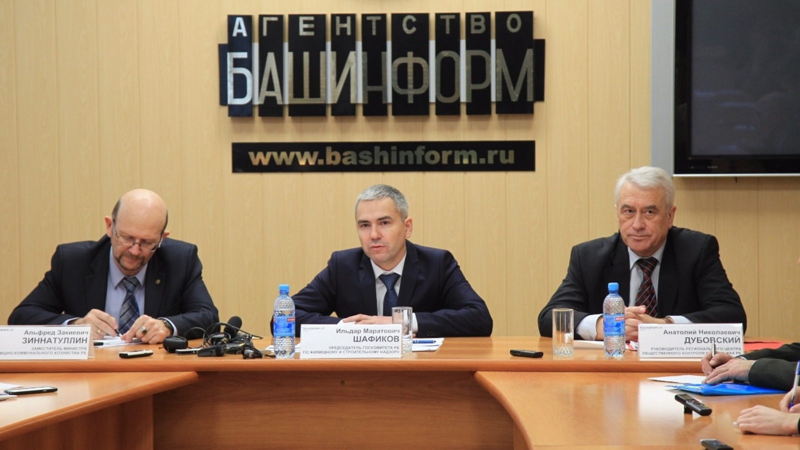 Олег Яровиков