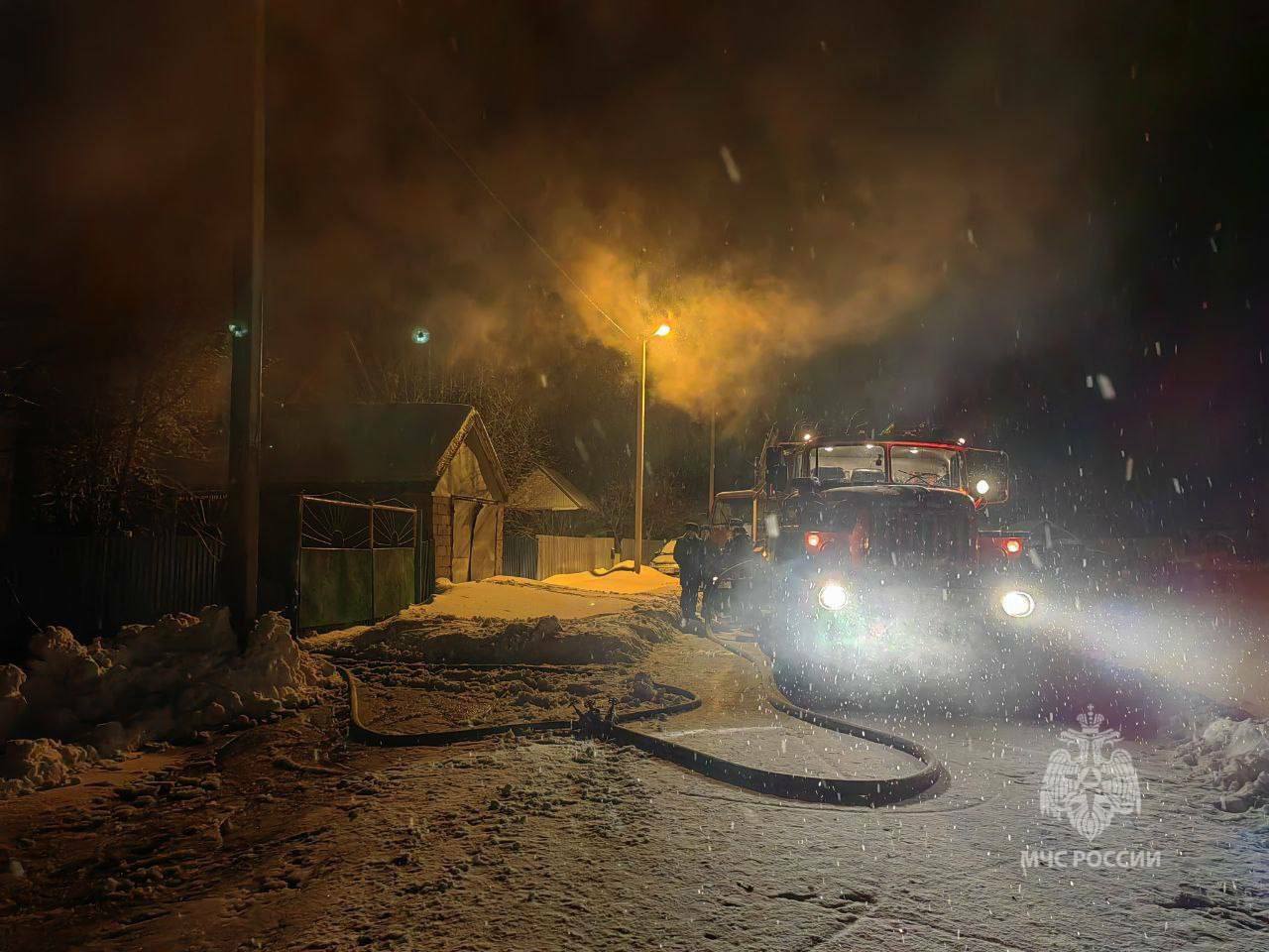 В Башкирии возбудили уголовное дело по факту смерти трех человек во время пожара