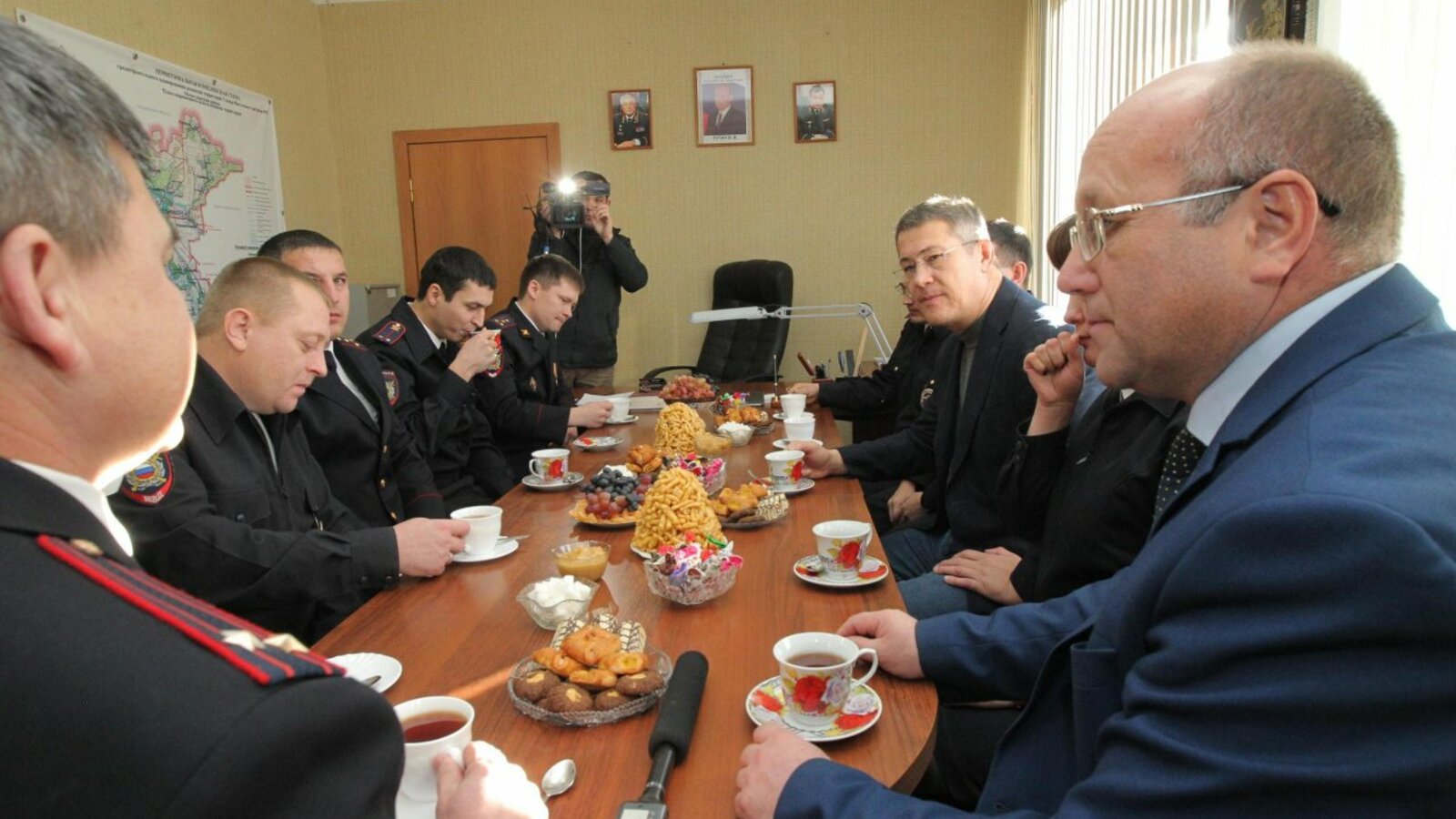 Олег Яровиков