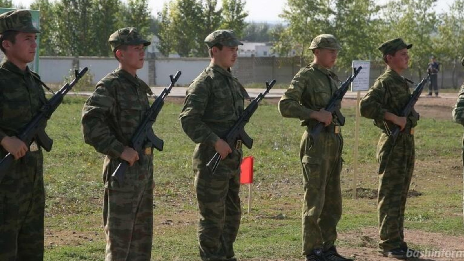 Олег Яровиков