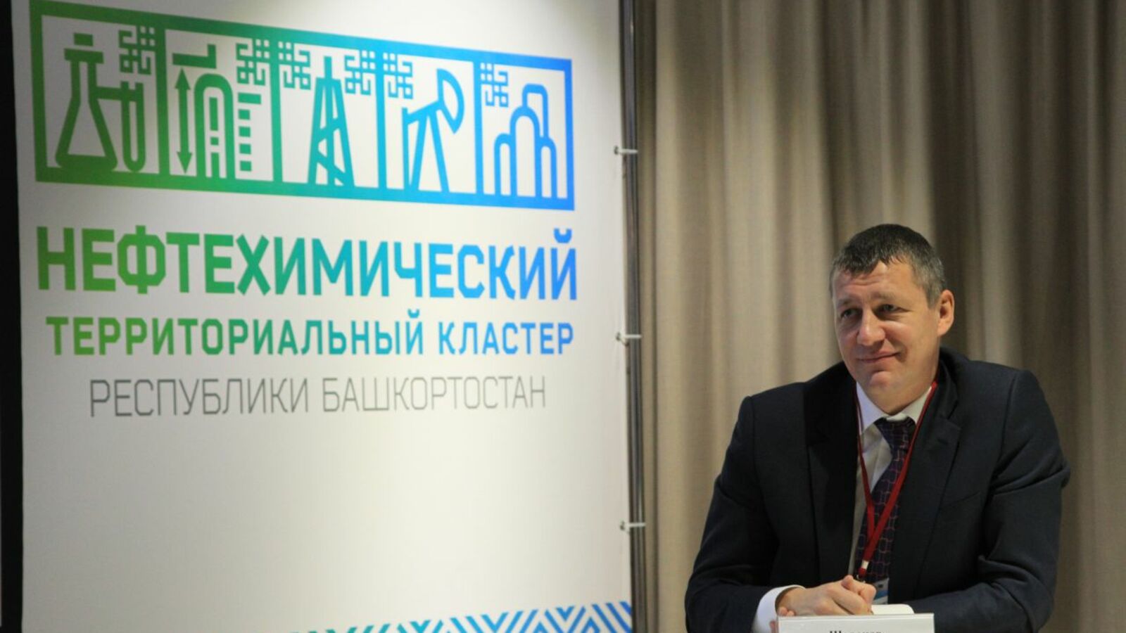 Олег Яровиков