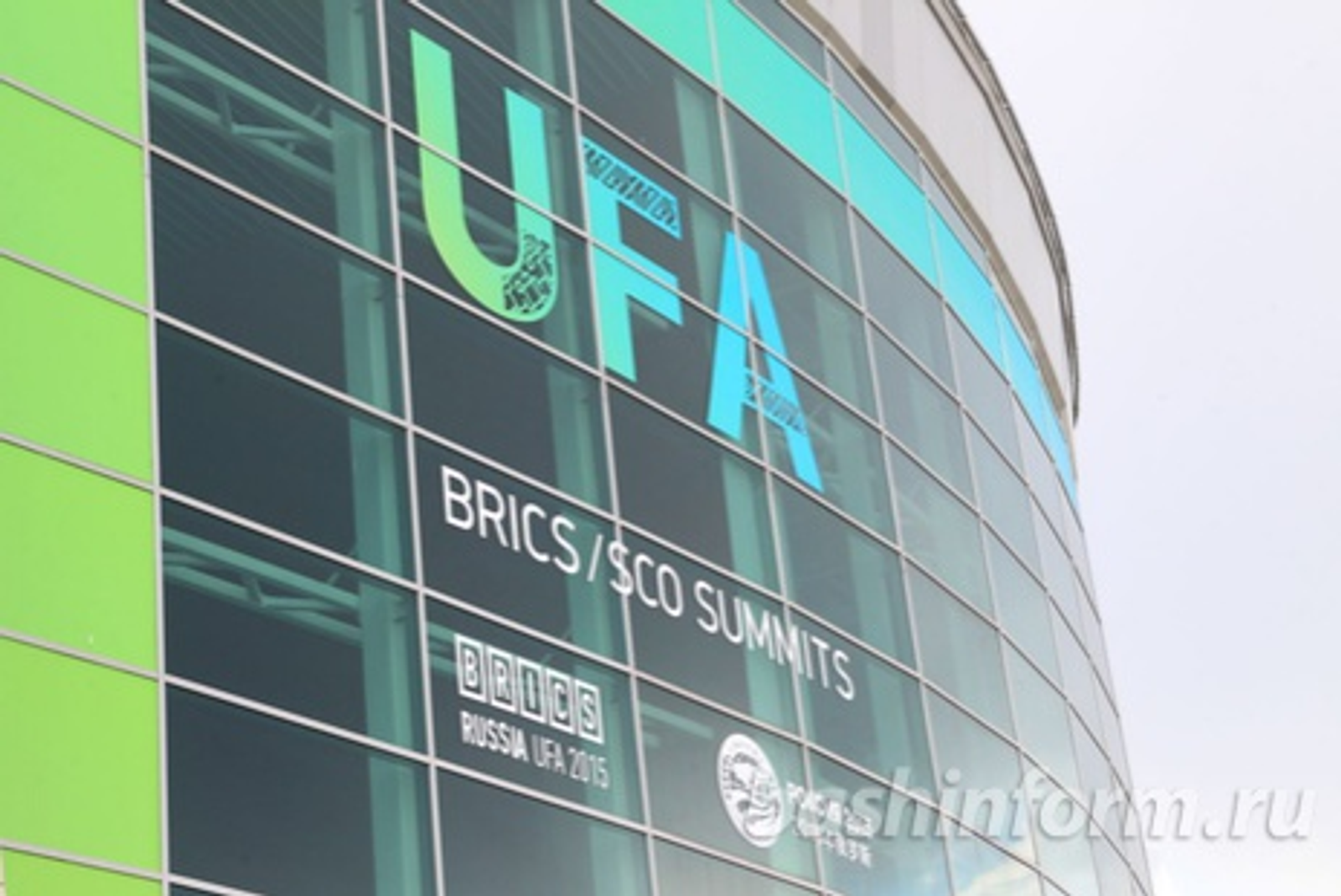 Олег Яровиков