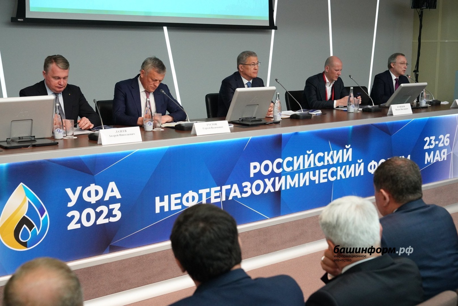 Олег Яровиков.