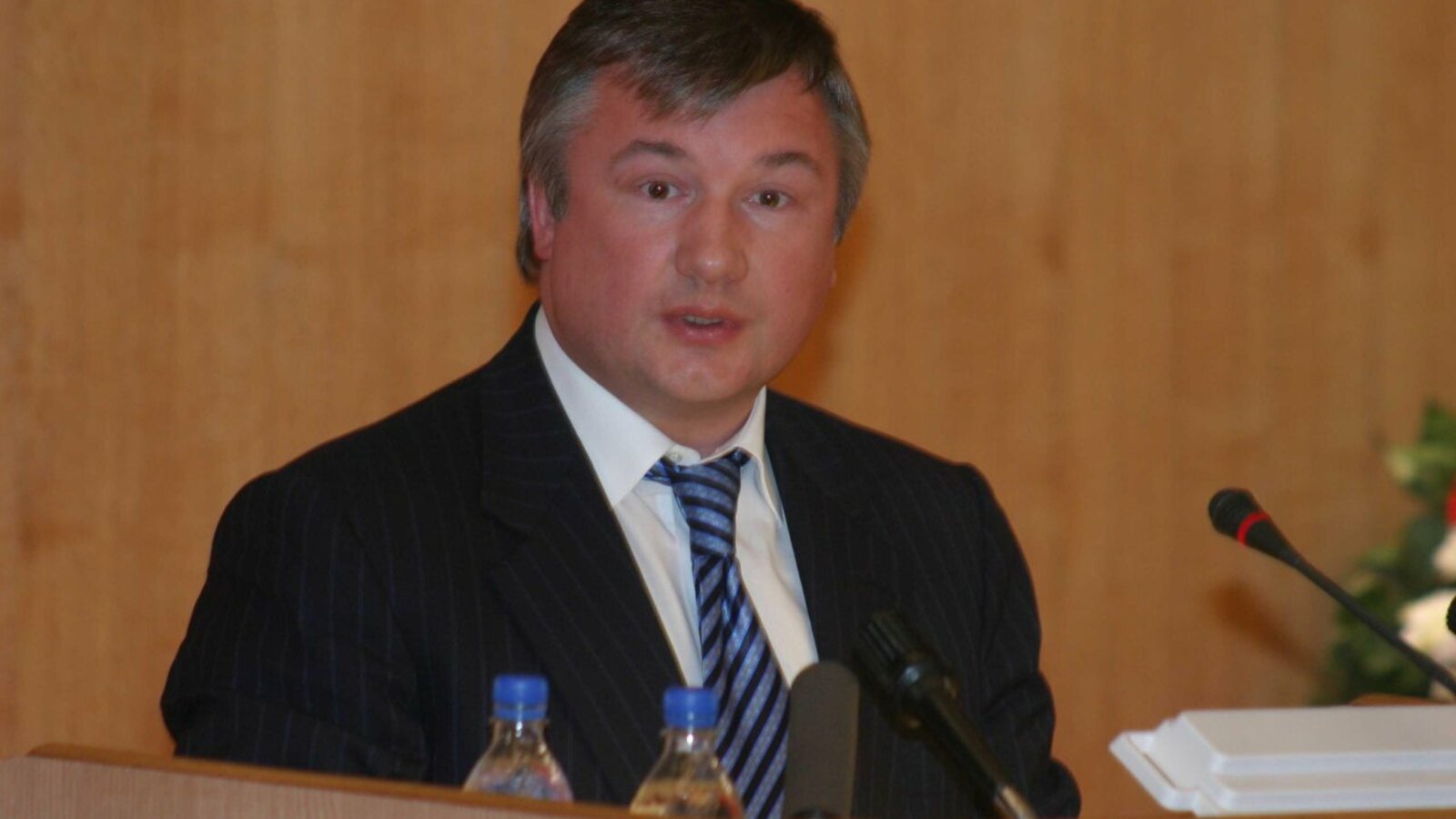 Олег Яровиков