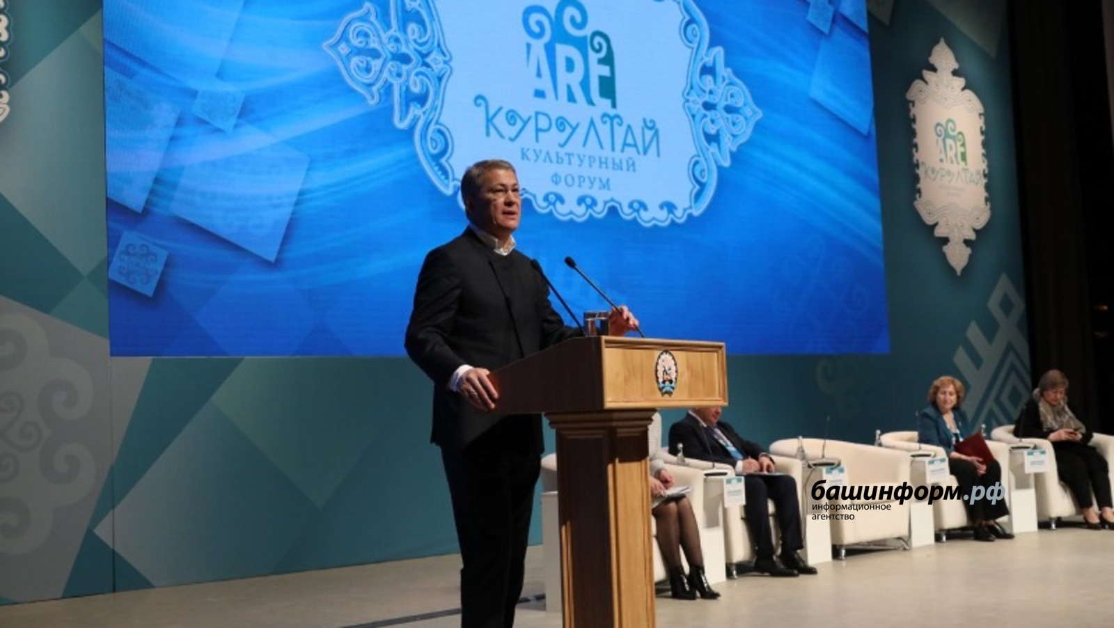 Валерий Шахов