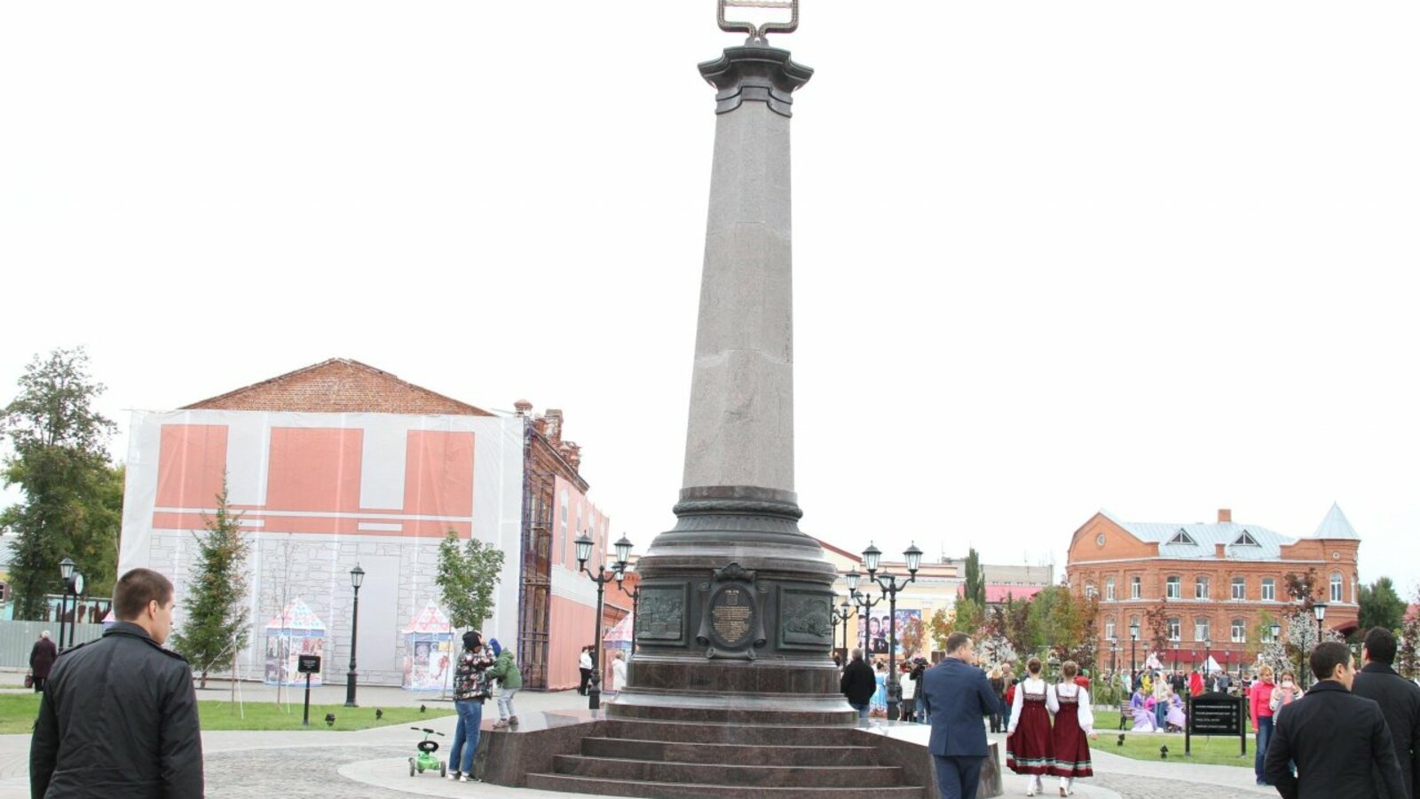 Олег Яровиков