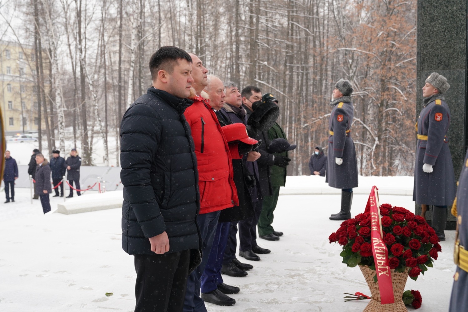 Олег Яровиков