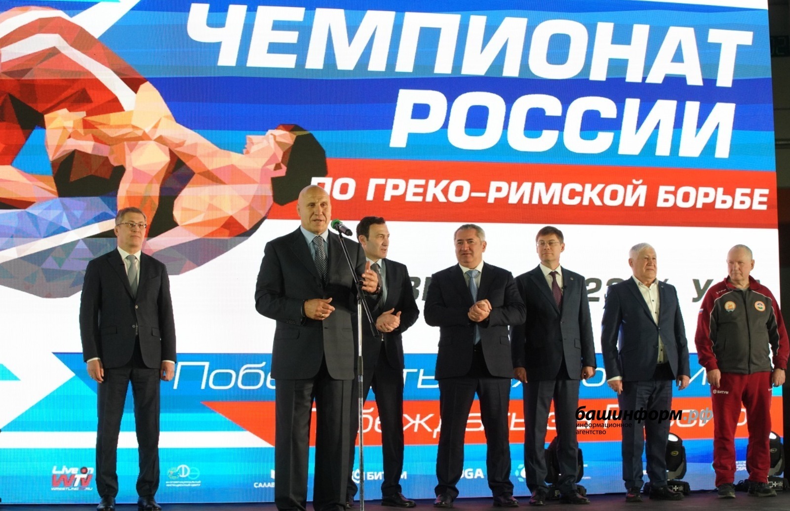 Олег Яровиков