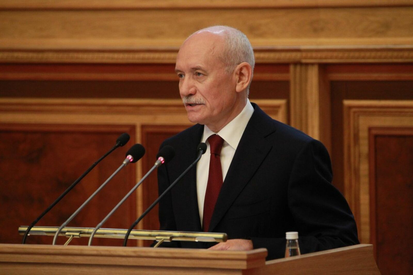 Олег Яровиков
