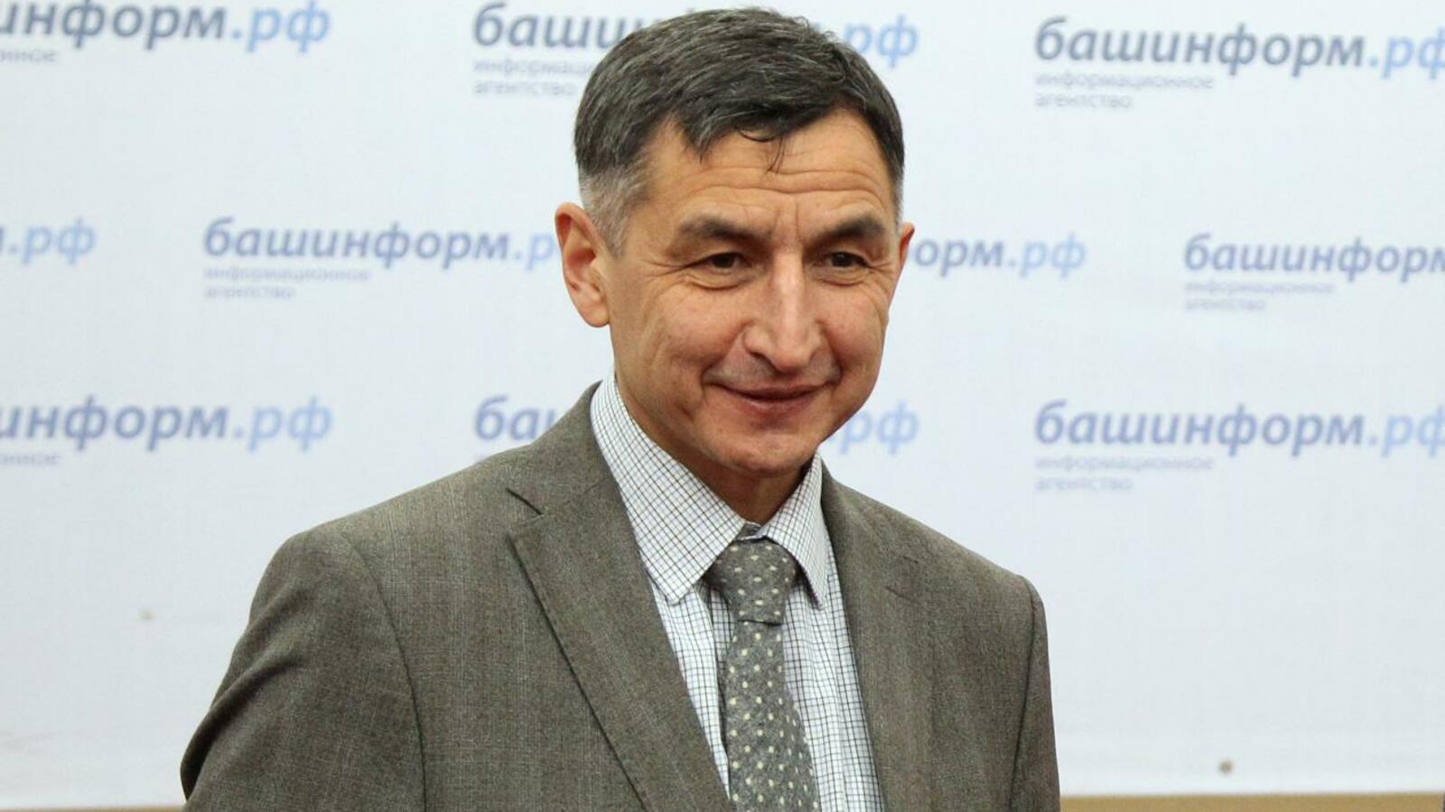 Олег Яровиков