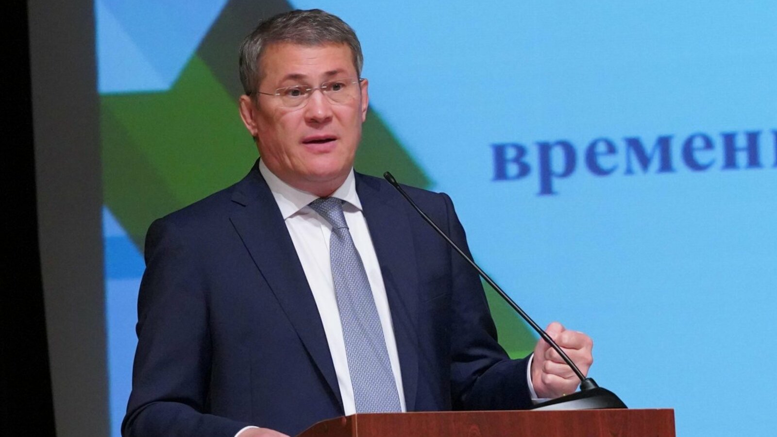 Олег Яровиков