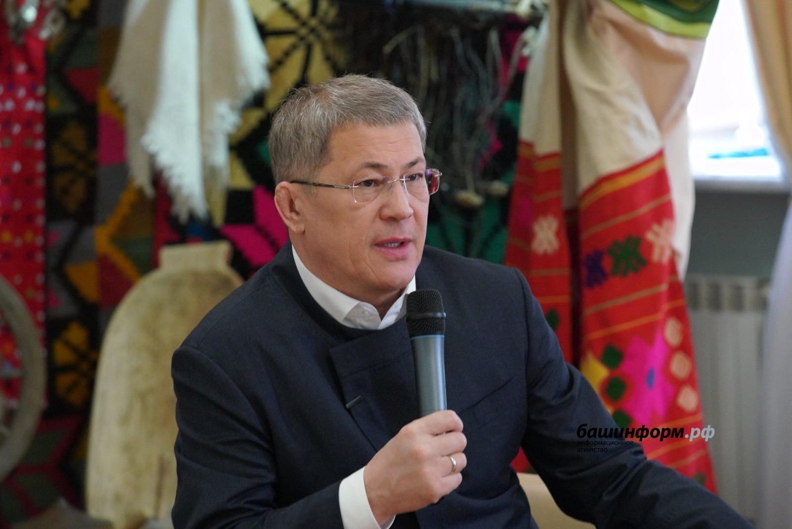 Олег Яровиков