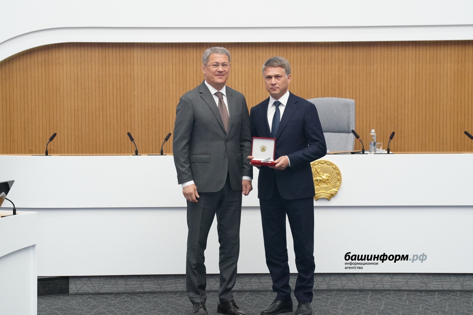 Олег Яровиков