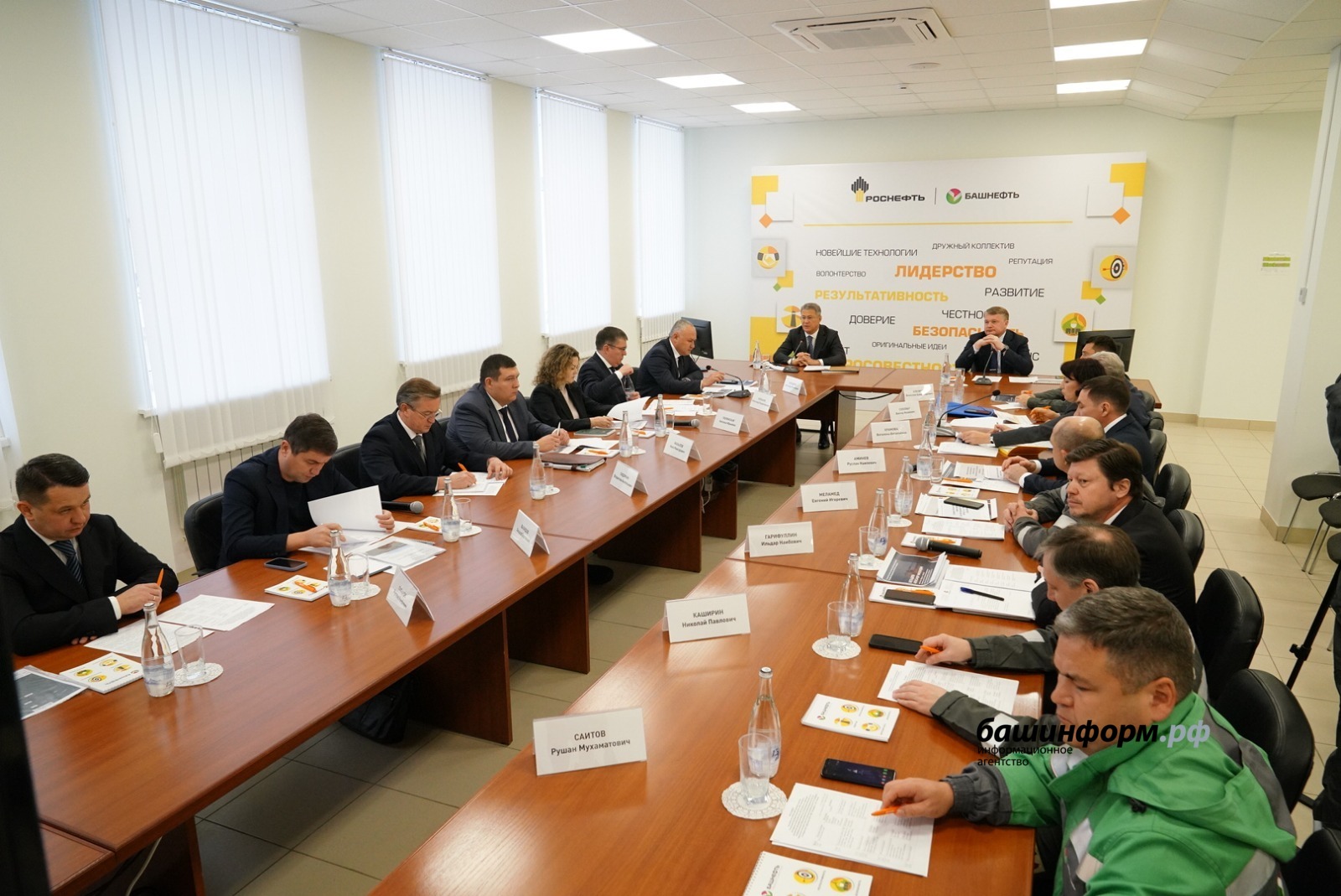 Олег Яровиков