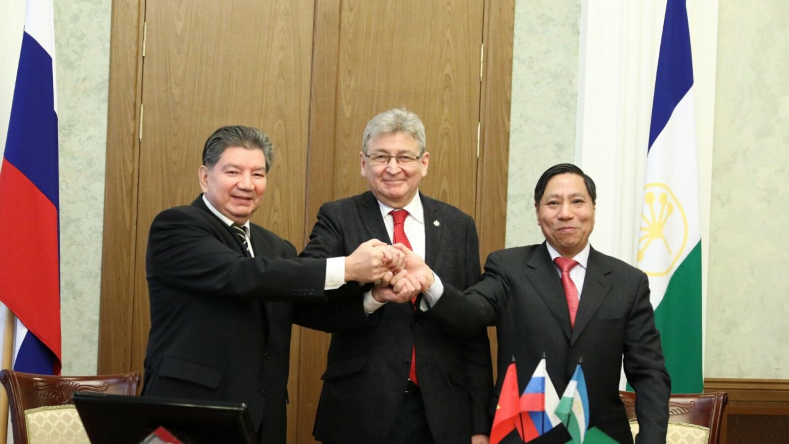 Андрей Старостин