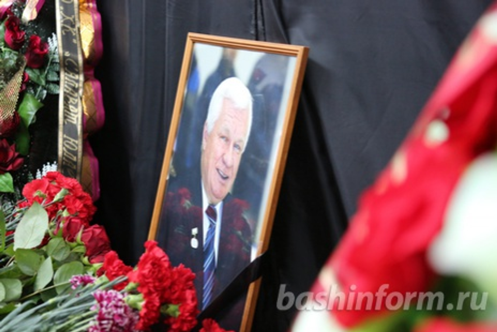 Андрей Старостин