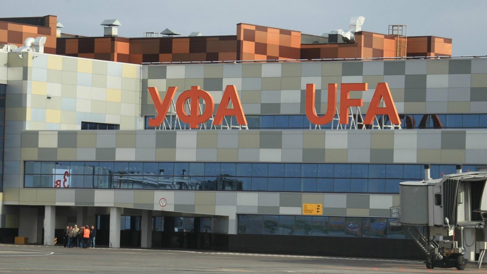 Олег Яровиков