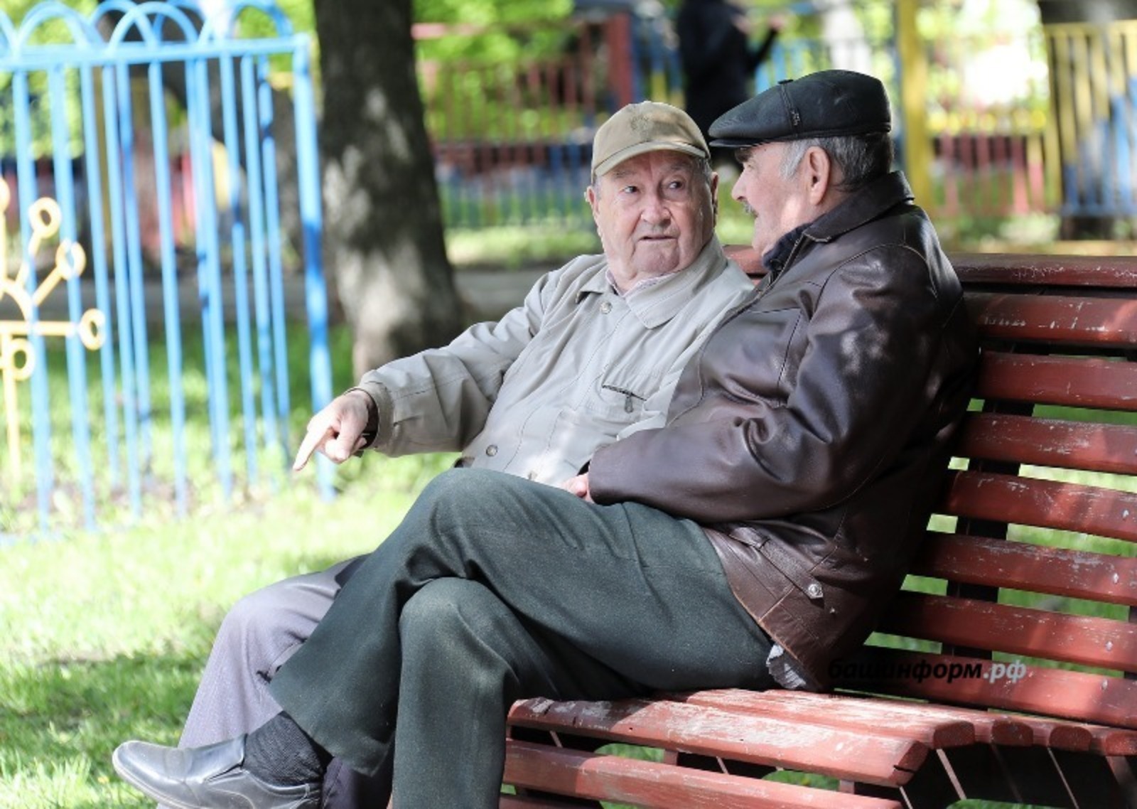 Пенсионеры Башкирии начали получать повышенные пенсии