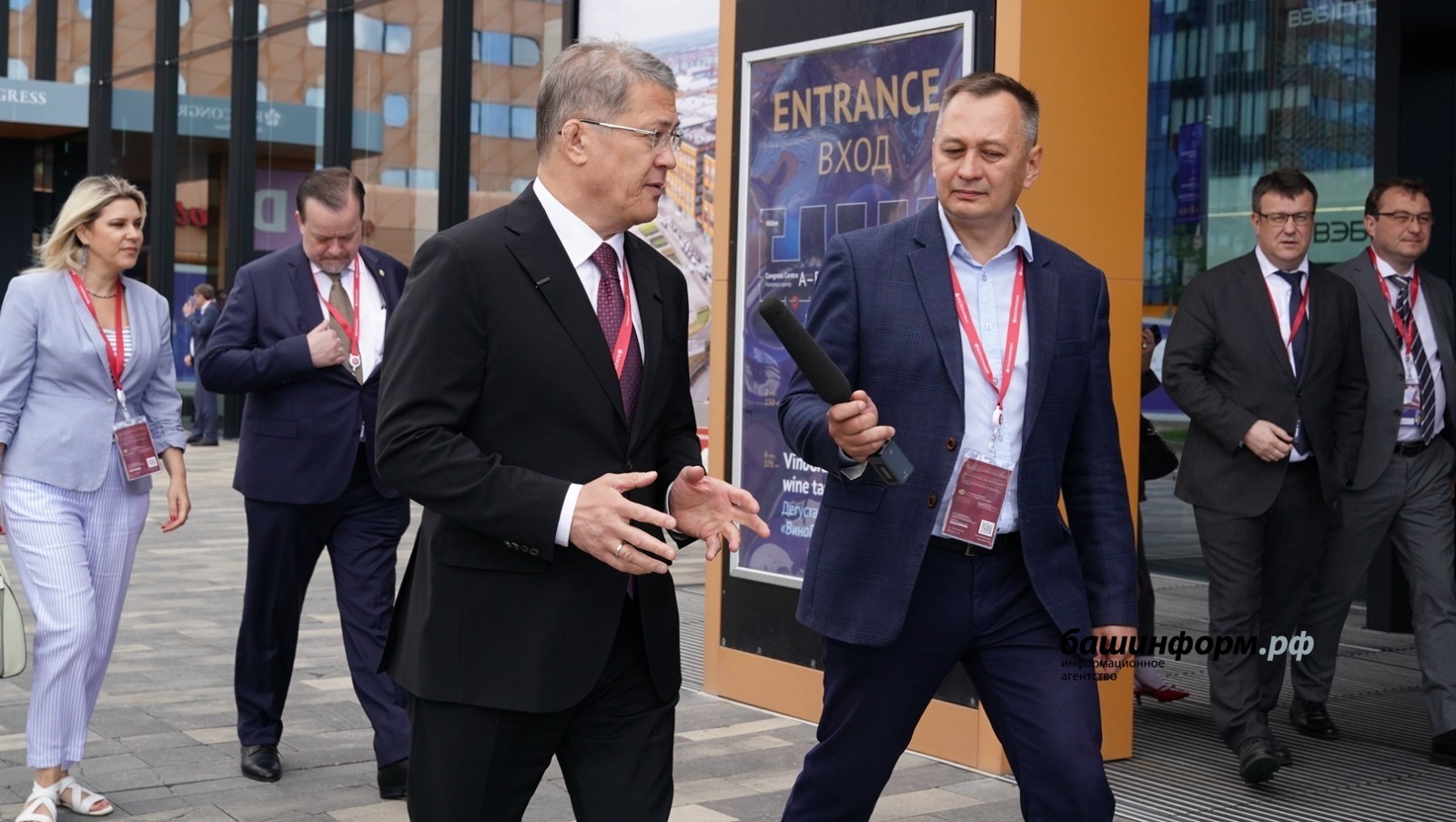 Олег Яровиков