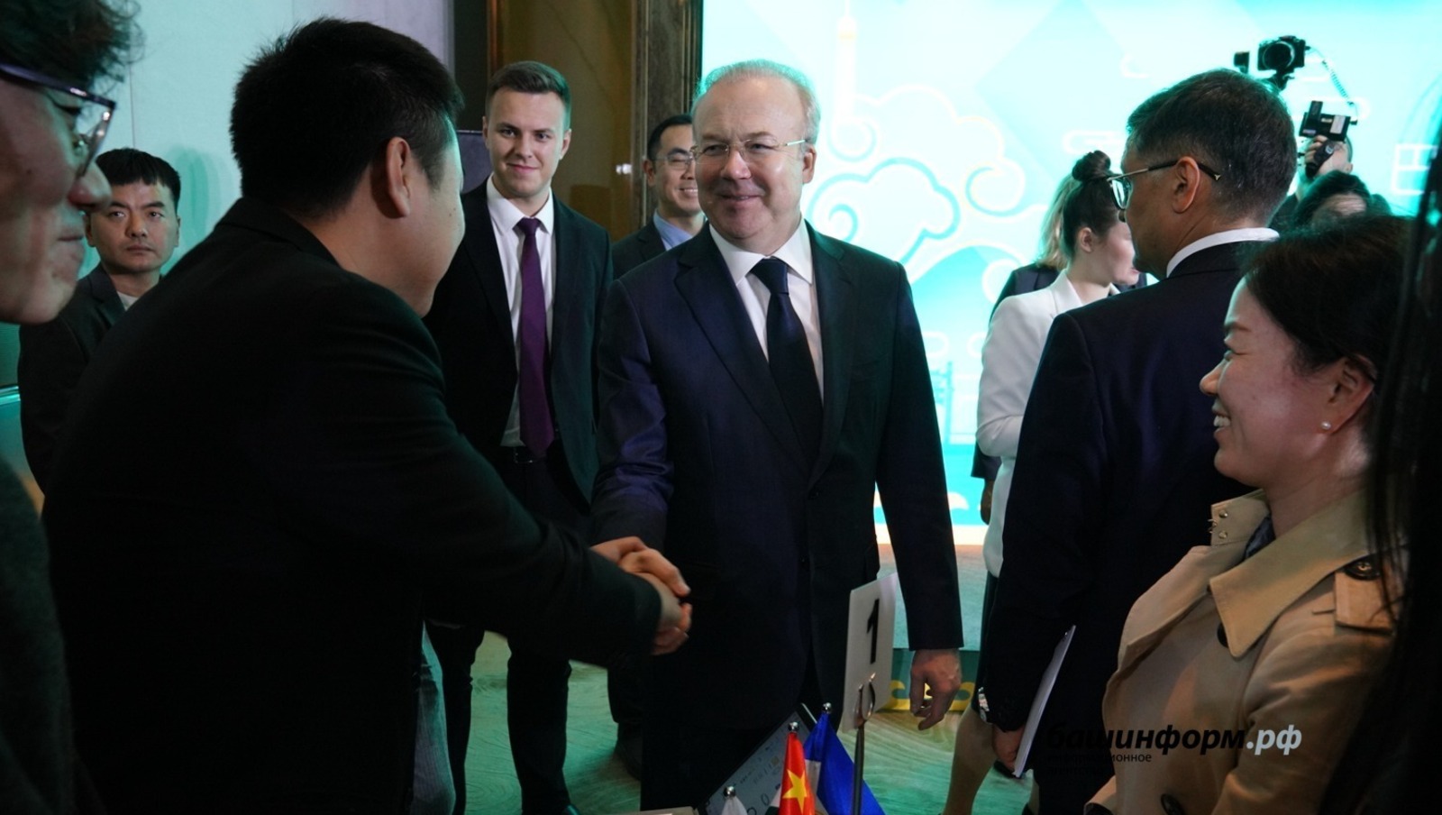 Олег Яровиков