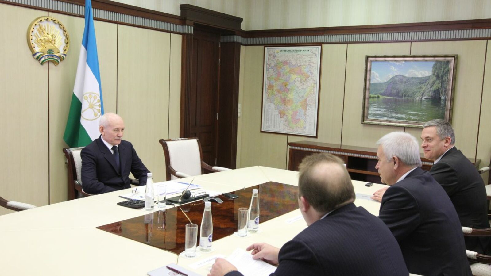 Олег Яровиков