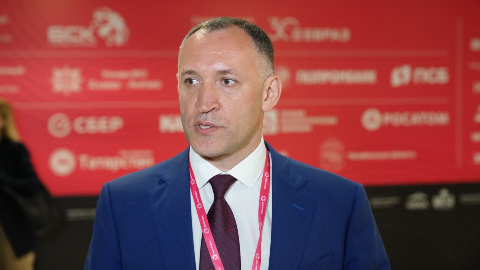 Олег Яровиков