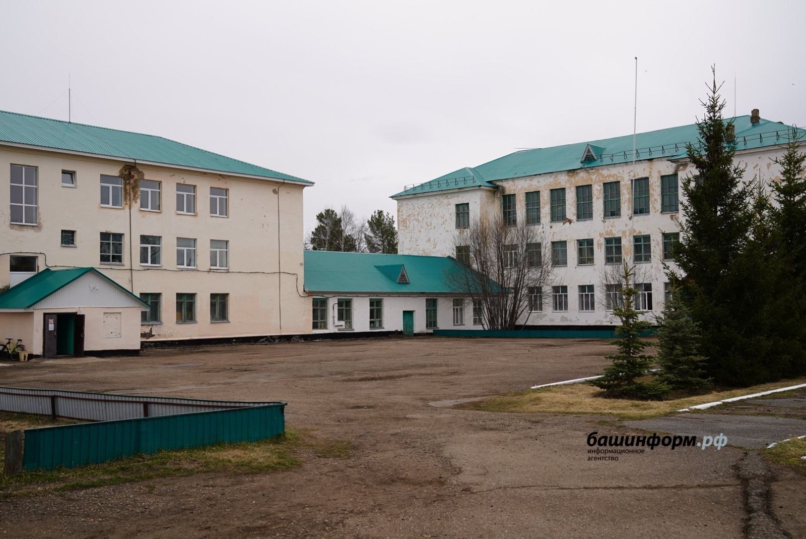 Олег Яровиков