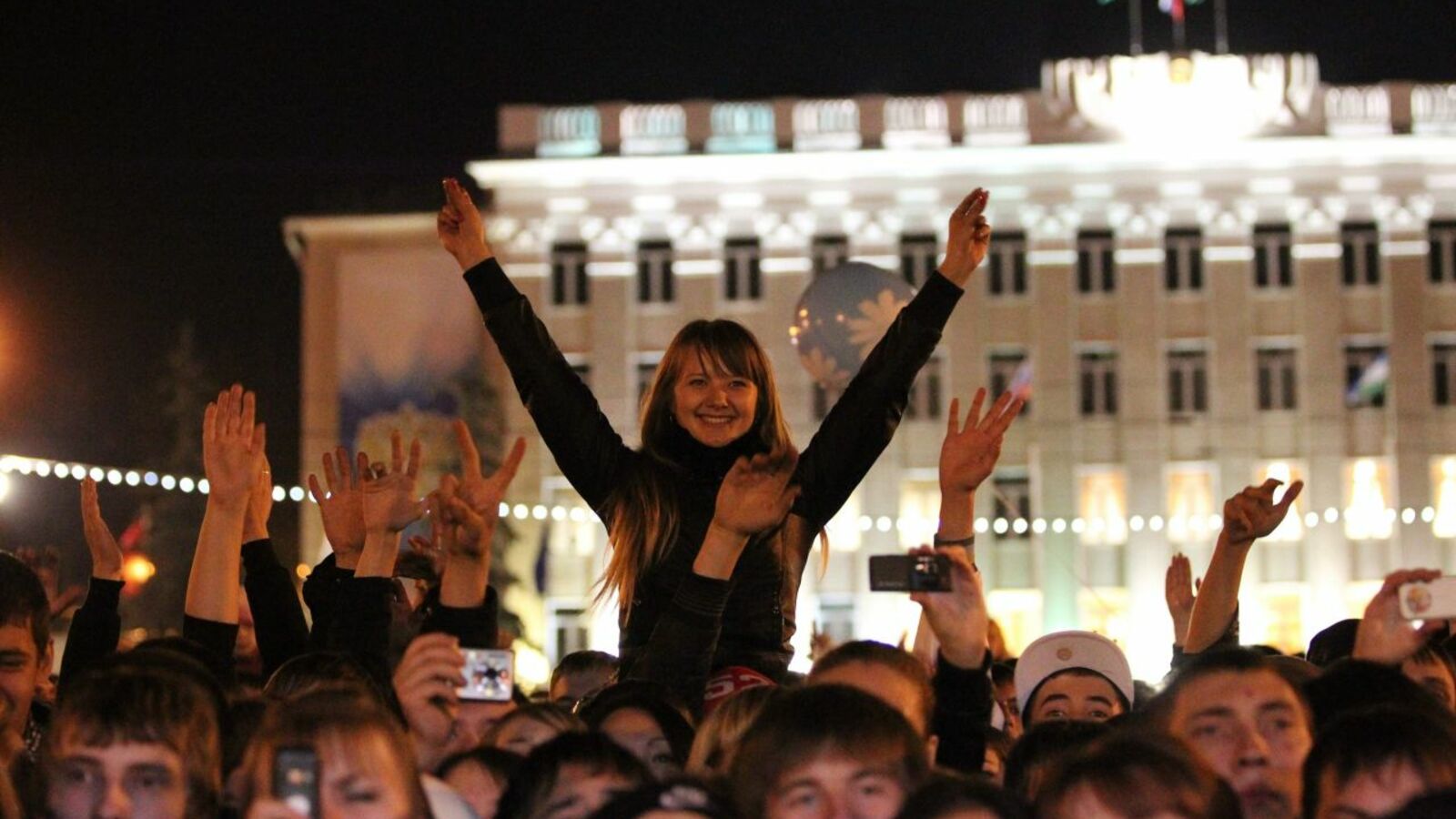 Олег Яровиков