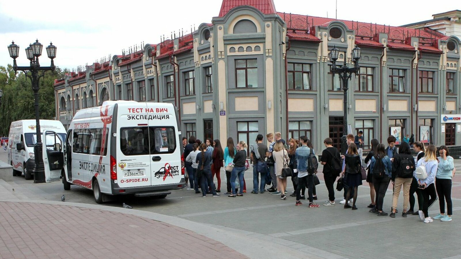 Олег Яровиков