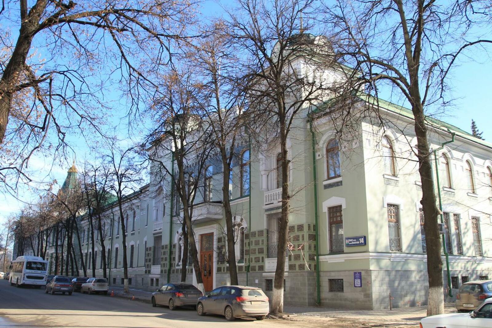 Олег Яровиков