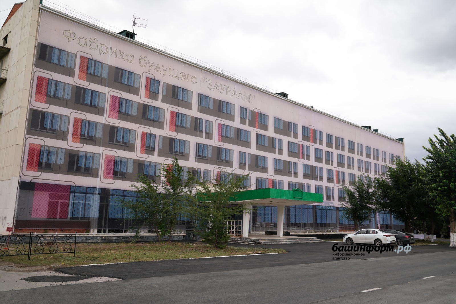 Олег Яровиков