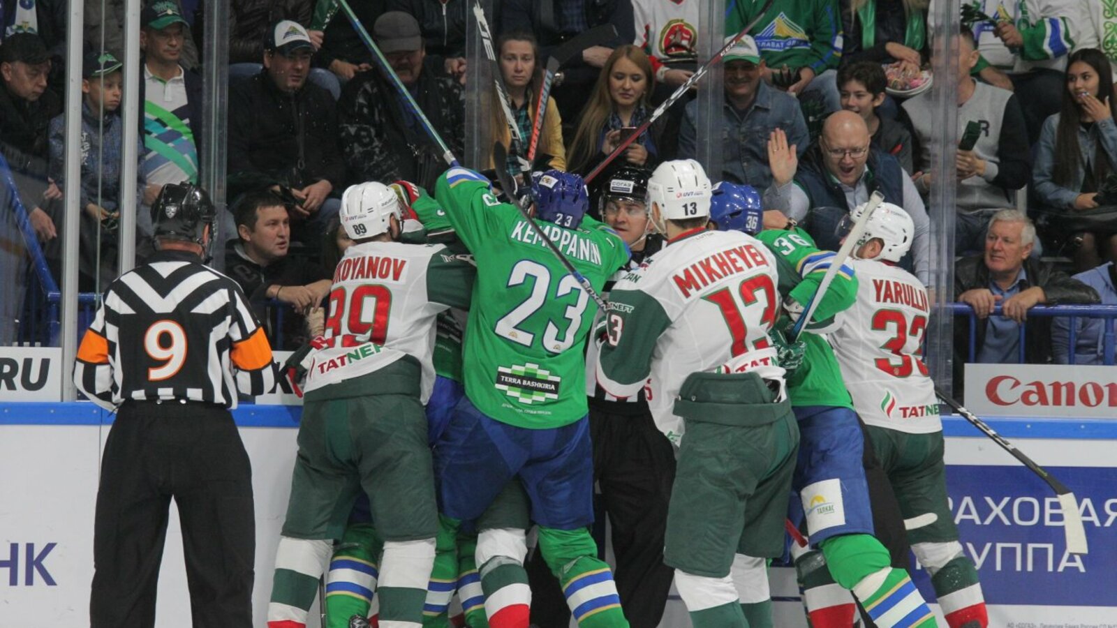 Олег Яровиков