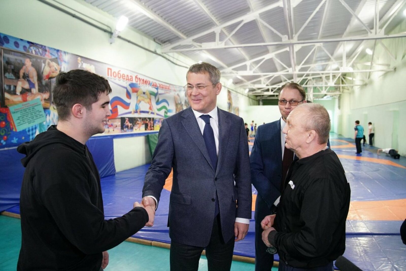 Олег Яровиков