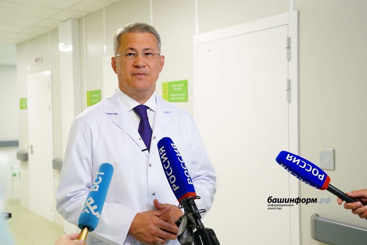 Олег Яровиков