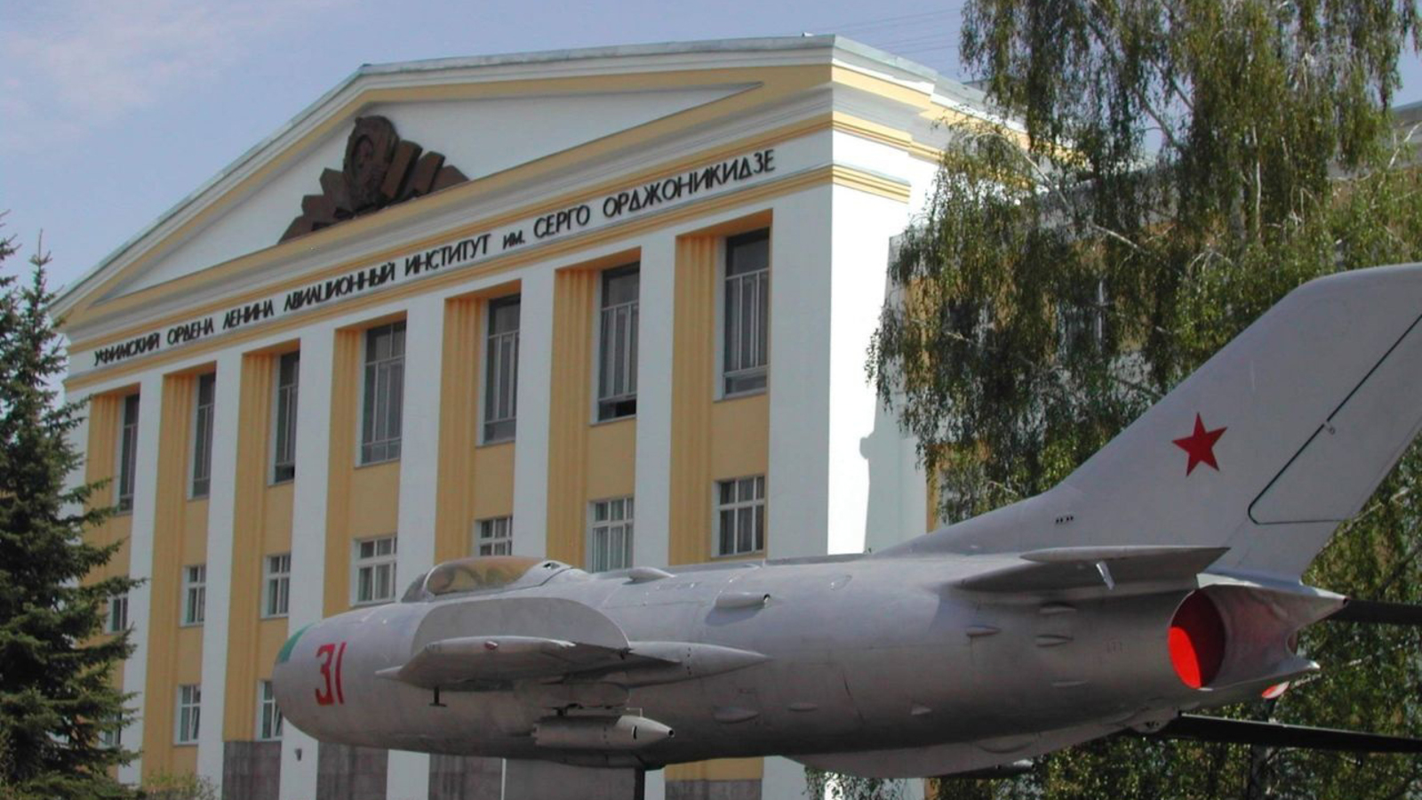 Олег Яровиков