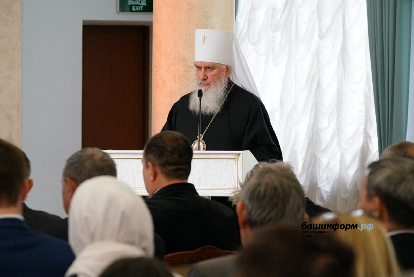 Олег Яровиков