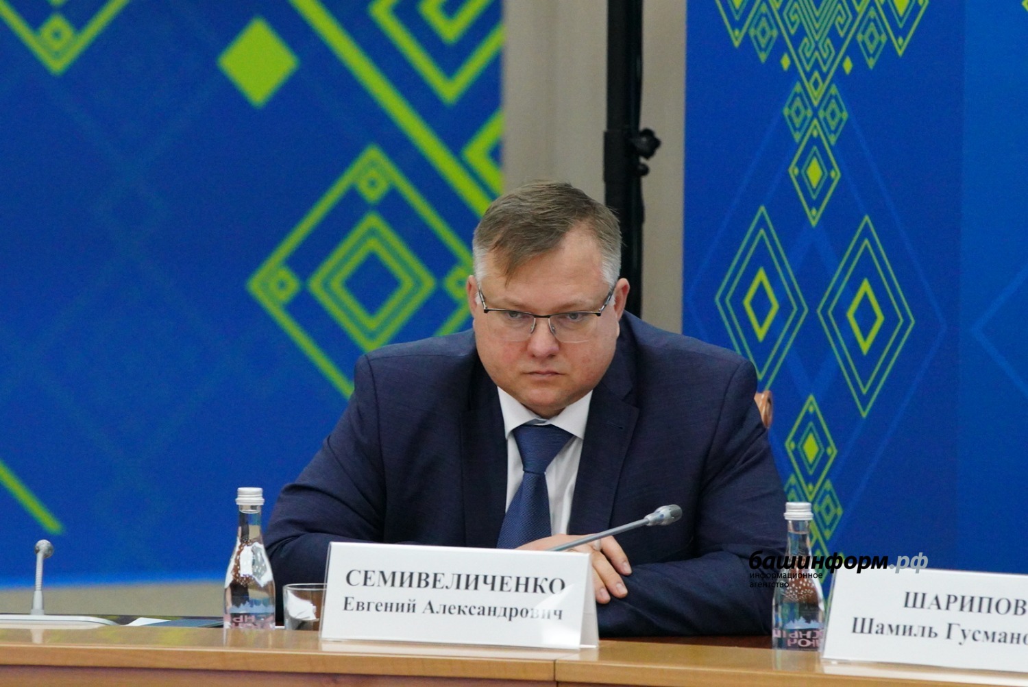 Олег Яровиков