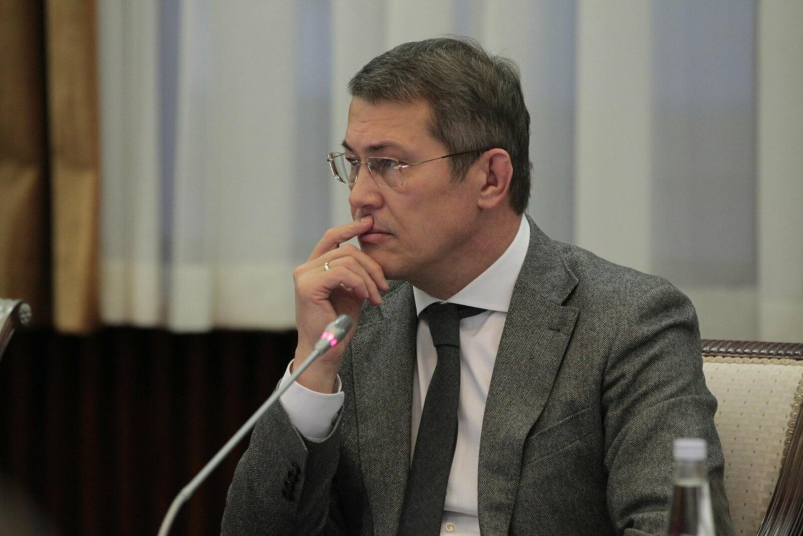 Олег Яровиков